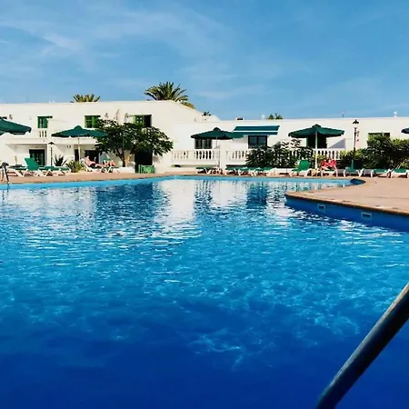 Florencia Mit Pool & Wifi In Puerto Del Carmen, Lanzarote - #120370 Apartamento Puerto del Carmen (Lanzarote)